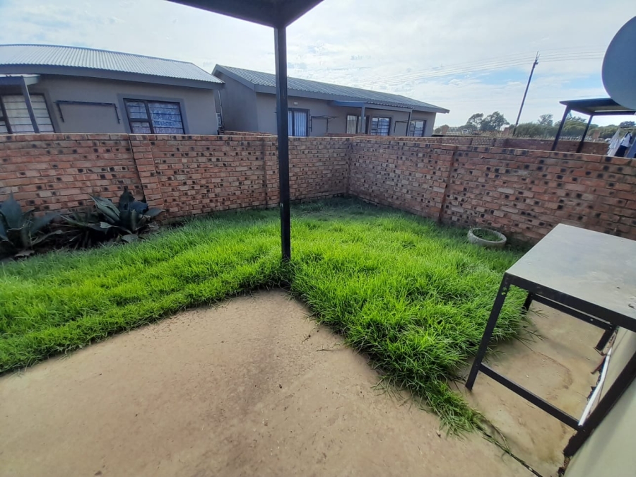 To Let 3 Bedroom Property for Rent in Kellys View Free State